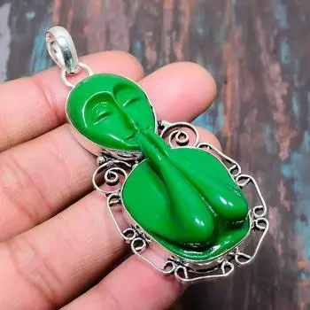 Молящаяся леди драгоценный камень стерлингового серебра 925 пробы замечательный ювелирный кулон ручной работы 2.96 Inches зелёный