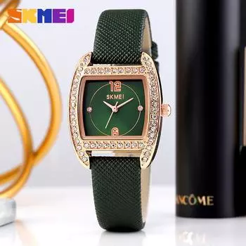 Moment Beauty Retro Trend Quartz Women s Watch 1770 Elegant High-end Diamond-encrusted Women s Watch Green Square Watch зелёный