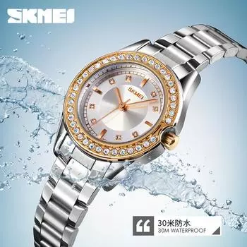 Момент красивые женские часы популярные модные простые женские часы с бриллиантами легкие роскошные часы со стальным ремешком кварцевые часы серебряный