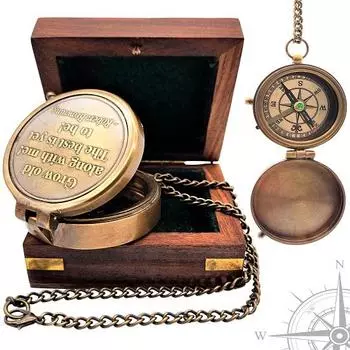 Морской компас стареет вместе со мной. Лучшее еще предстоит выгравировать. Навигационный винтажный компас из твердой латуни в деревянной коробке.