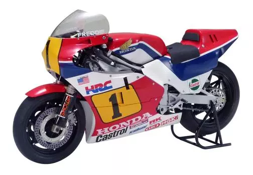 Мотоцикл серии TAMIYA Honda NSR 500 1984 Пластиковая модель 14121 1/12 № 121
