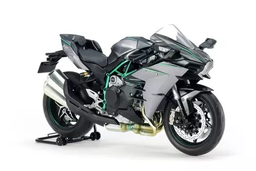 Мотоцикл серии Tamiya Kawasaki Ninja H2 CARBON Пластиковая модель 14136 1/12 № 136 серый