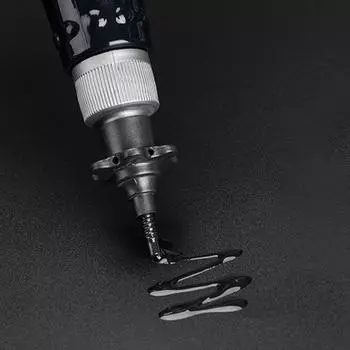 Мотоциклетное цепное масло Смазочное масло Цепной воск Масло и Техническое обслуживание локомотива Ржавчина Оптовая продажа Масло Снижение шума Внедорожный S S9Q7