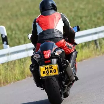 Motorcycle Plate Frame Motorcycle Plate Holder Cover Tag Frame Protector Aluminum Alloy Replacement License Plate Holder красный