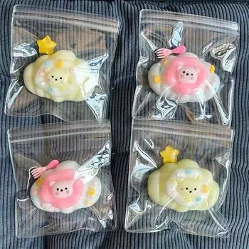 Мягкая игрушка облака Медведь Хлеб Моти Мягкая резиновая игрушка Милый медведь щипает медленный отскок Декомпрессионная вентиляционная игрушка Подарок для снятия стресса белый