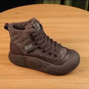 Мягкая кожа Европейская станция бархат теплые новые короткие ботинки женские зима 2024 новые популярные хлопковые туфли из овечьей шерсти высокие ботинки 35