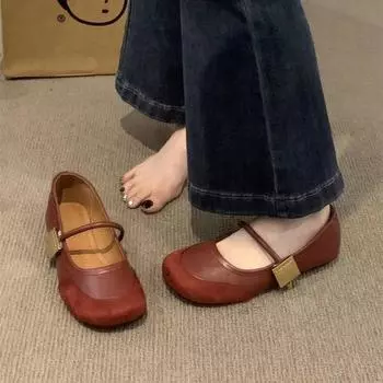 Мягкая кожа ретро с круглой головкой и металлической пряжкой Мэри Джейн одиночные женские 2024 весна корейская версия новые уродливые милые женские туфли Mori из кожи 35 красный