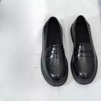 Мягкая кожа Толстый каблук Толстая подошва Увеличивающие рост лоферы для студенток Ретро обувь 35 чёрный