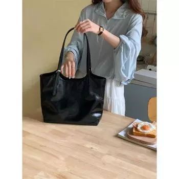 Мягкая кожаная PU большая женская сумка корейской версии 2024 года простая и универсальная сумка через плечо, модная и простая высококачественная женская сумка-тоут