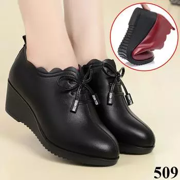 Мягкая кожаная танкетка с мягкой подошвой, удобные женские туфли большого размера, весенние и осенние женские туфли с глубоким вырезом из кожи 35