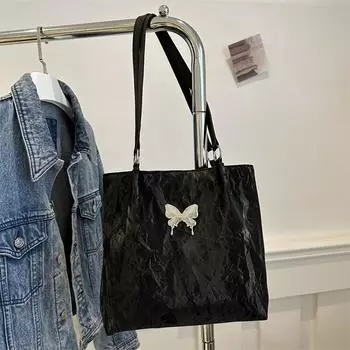 Мягкая кожаная текстурированная сумка через плечо женская летняя новинка 2024 года сумка-бабочка подмышечная сумка для поездок на работу чёрный