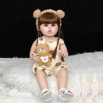 Мягкая виниловая кукла реборн, поедающая пальцы, высотой 55 см, может принимать душ, сопровождать куклу в медвежьей одежде, с заколкой, моющаяся кукла с длинными волосами