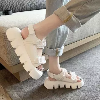 Мягкие кожаные ретро-плетеные сандалии женские летние 2025 новые повседневные туфли-муффины на толстой подошве с нескользящей подошвой в римском стиле 35