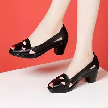 Мягкие кожаные сандалии, женская обувь для мам среднего и пожилого возраста, туфли на среднем каблуке с мягкой подошвой и толстом каблуке «рыбий рот» 41 чёрный