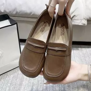 Мягкие кожаные туфли для мам на мягкой подошве, женские туфли 2024 года в стиле ретро на плоской подошве для среднего возраста, удобные маленькие кожаные туфли 35 бежевый