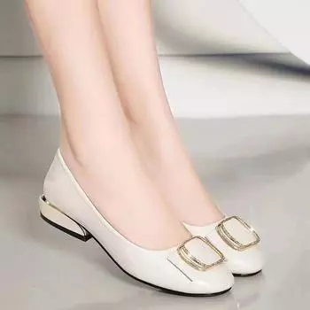 Мягкие кожаные туфли женские 2024 осень новые рабочие кожаные туфли женские повседневные универсальные мокасины на мягкой подошве женская обувь для мам 35 чёрный