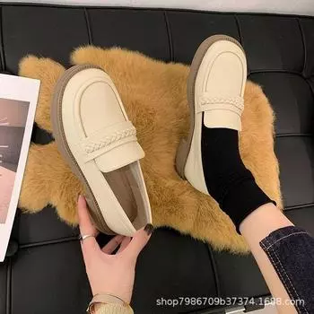 Мягкие кожаные туфли женские весна 2024 новые модные британские туфли на плоской подошве удобные туфли-лоферы удобные и универсальные 35 чёрный