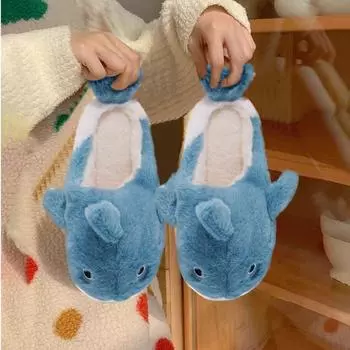 Мягкие плюшевые тапочки Sharky для женщин и мужчин, пушистые тапочки с китовой акулой с противоскользящим покрытием, милые зимние домашние тапочки для пар, рождественский подарок 3.5&United States синий