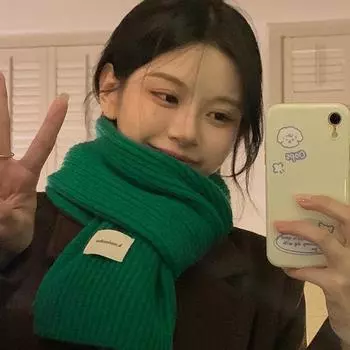 Мягкий шерстяной шарф женский зимний студенческий утолщенный теплый вязаный маленький ворот розы красного