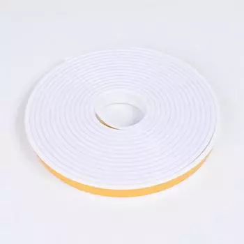 Мягкий шкаф с клеевой заготовкой, удерживающей U-образную самоклеящуюся кромку 9mm белый