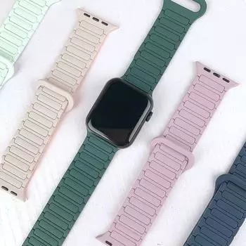 Мягкий силиконовый магнитный ремешок для Apple Watch Band Ultra 49 мм, 44 мм, 45 мм, 42 мм, 41 мм, 42 мм, 38 мм, спортивный ремешок для часов iwatch Serise 8, 7, 6, 5, браслет 38/40/41mm белый/чёрный