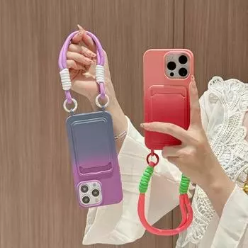 Мягкий тонкий чехол с градиентом цвета для iPhone 16 Pro Max 15 14 13 Pro 12 11 с ремешком на руку для защиты объектива, противоударный силиконовый чехол iPhone 16 розовый