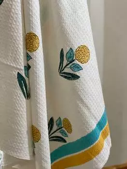Мягкое хлопковое полотенце с блочным принтом (60-30 дюймов)