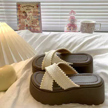 Muffin thick-soled heightened cross-strapped cool slippers women s summer wear spring new beach sandals 35