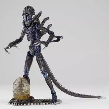 Мультяшная фигурка Alien Fighter 016 или Alien Queen 018 Aliens Vs Predator 15 cm