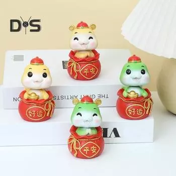 Мультяшная фигурка змеи из смолы 2025 год змеи украшение качающаяся голова зодиакальная змея статуя для домашнего офиса автомобиль декор A жёлтый