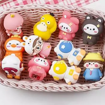 Мультяшная кукла точилка для карандашей Kawaii новинка ручная точилка инструменты мини портативная точилка школьные принадлежности подарки