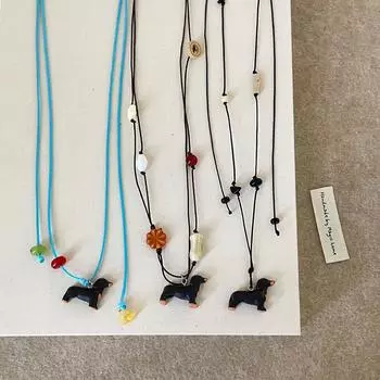 Мультяшная трехмерная такса из натурального камня, ожерелье для женщин, цвет допамина, милая, нежная, цепочка на шею, цепочка на свитер