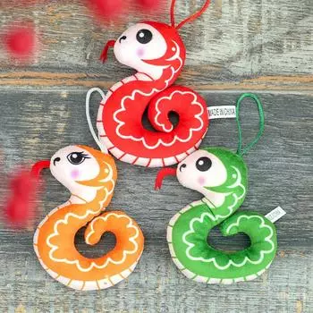 Мультяшная змея с принтом, маленькая плюшевая змея, брелок для ключей, талисман года зодиака Змея, плюшевая игрушка 10cm зелёный