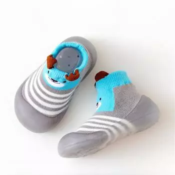 Мультяшные полосатые удобные и легкие носки и обувь для малышей, подходят для детей в возрасте 1-3 лет 18-19