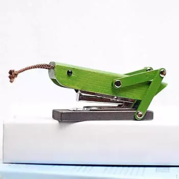 Мультяшный степлер милый бумажный деревянный стандартный стол офисный для