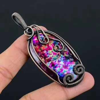 Multi Flash Лабрадорит Драгоценный камень Чистая медная проволока Обернутая подвеска ручной работы Великолепные украшения 3.15 Inches розовый