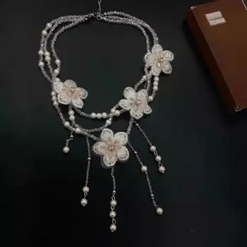 Multi-layered Imitation Crystal Beaded Necklace, White Flower Embellished Imitation Pearl Pendant, Fringed Collarbone Chain