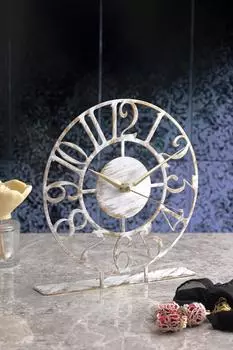 Muyika Yiit Металлические белые антикварные настольные часы 25x23см Mms-m