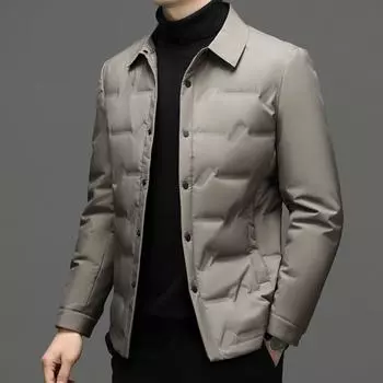 Мужская белая куртка на утином пуху. Зимняя повседневная теплая куртка с лацканами для людей среднего возраста и молодежи. Однотонная легкая и тонкая мужская куртка-пуховик. M