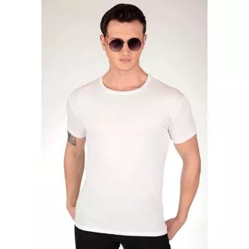 Мужская белая приталенная футболка с круглым вырезом