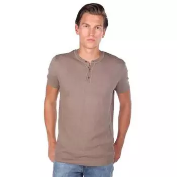 Мужская футболка из трикотажа с круглым вырезом