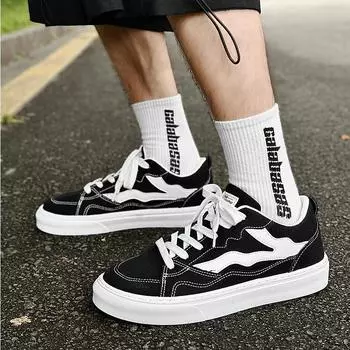 Мужская классическая модная спортивная обувь с низким верхом для скейтбординга, дышащая парусиновая спортивная обувь для студентов, мальчиков, трендовые удобные кроссовки для спортзала с мягкой подошвой 39 чёрный