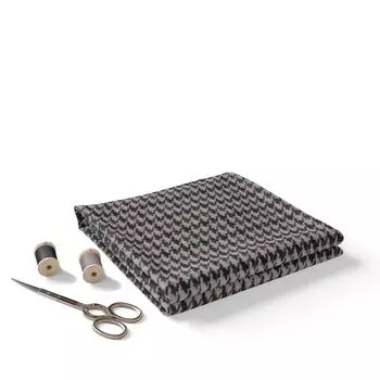 Мужская костюмная шерстяная ткань без швов - 70% шерсть, 30% смесовые волокна, ширина 150 см, 450 г 2 Meter белый