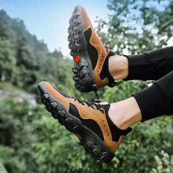 Мужская кожаная обувь, кроссовки, трендовая повседневная обувь, итальянские дышащие мужские кроссовки для отдыха, нескользящая обувь, мужская вулканизированная обувь 39 чёрный