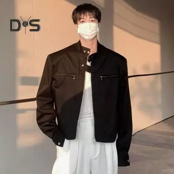 Мужская куртка, пальто, застежка-молния, однотонный цвет, два боковых кармана, короткая куртка, воротник-стойка, длинный рукав, уличная одежда M чёрный