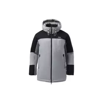 Мужская куртка-пуховик Li Ning Fitness Series с цветным логотипом и воротником-стойкой на молнии, светло-серая AYMR147-3 M