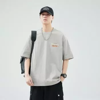 Мужская летняя футболка с принтом New American, мужская свободная и универсальная, модный круглый вырез, с короткими рукавами и спущенным плечом M чёрный