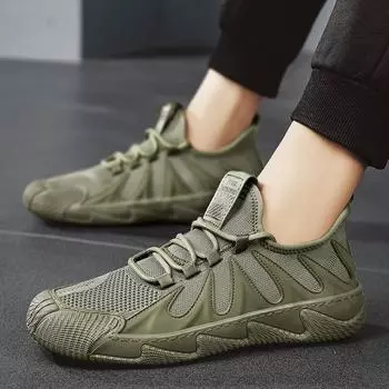 Мужская новая летняя дышащая сетчатая летающая тканая спортивная обувь для строительства износостойкая нескользящая рабочая обувь 39 чёрный