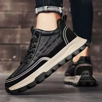 Мужская новая повседневная обувь из крокодиловой кожи универсальная походная обувь на платформе модная обувь 39 чёрный