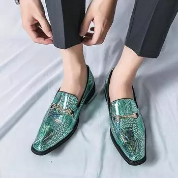 Мужская новая весенняя роскошная модная серебристая мужская обувь для ночного клуба, нескользящая, удобная, дышащая, блестящая, остроносая кожаная обувь 38 чёрный